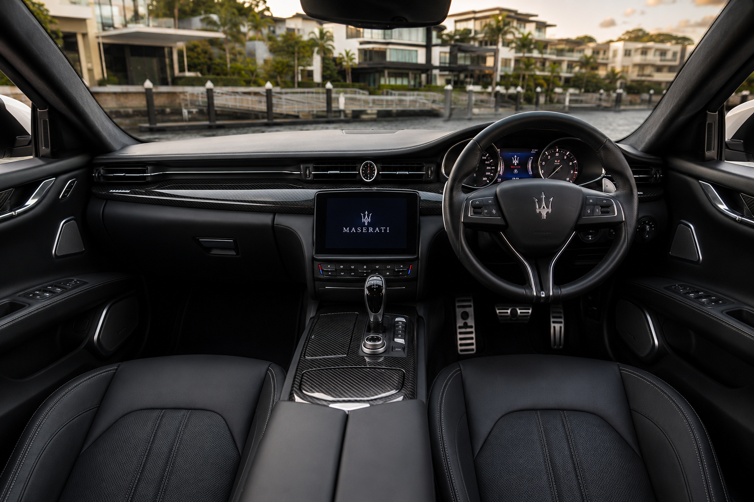 2015 Maserati Quattroporte GTS thumbnail 4