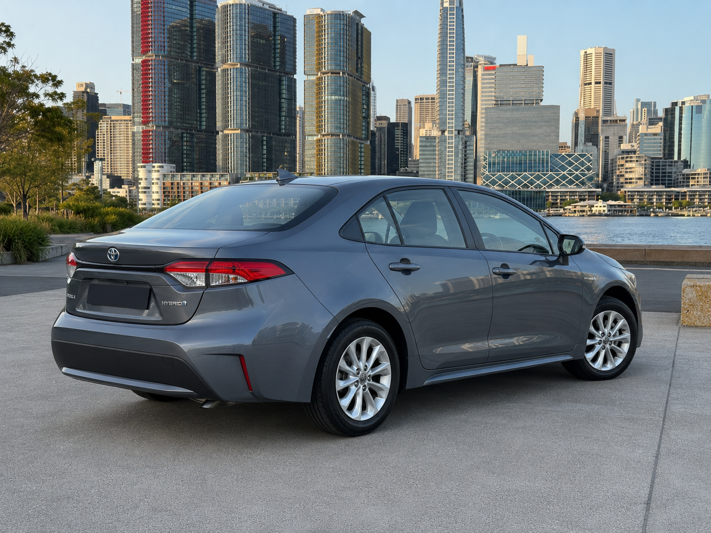 2024 Toyota Corolla Hybrid Sedan thumbnail 2